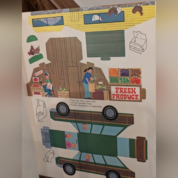 1984 Golden book - Tiny Farm  Press-Out book vintage book - Picture 4 of 6